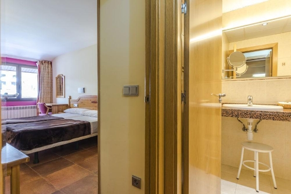 Hotel Apartaments Sant Moritz (Arinsal)